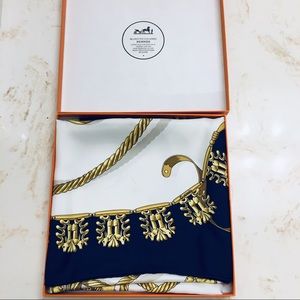 💯 Auth Hermès silk scarf “Les Cavaliers d’Or”